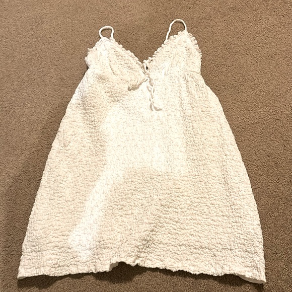 Princess Polly Dresses & Skirts - Women’s Princess Polly Size 4 White Mini Dress